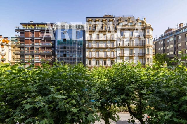 2 soveværelse Lejlighed til salg i Donostia-San Sebastián - € 1.065.000 (Ref: 9934490)