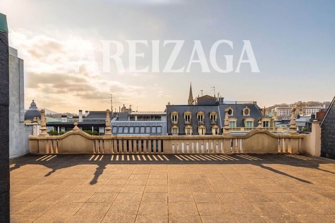 2 soveværelse Lejlighed til salg i Donostia-San Sebastian - € 1.065.000 (Ref: 9934490)