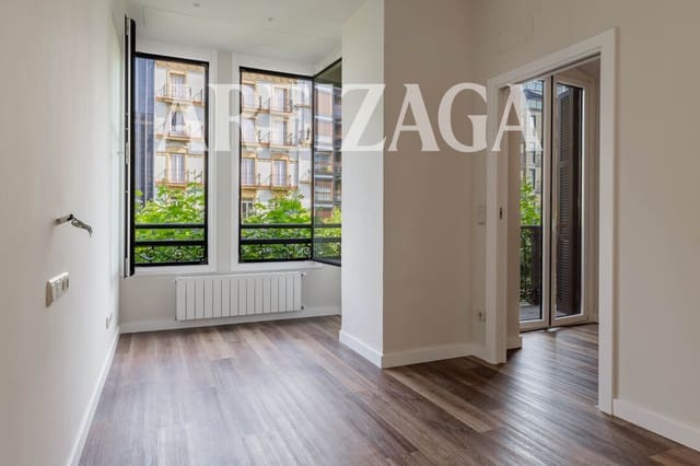 2 soveværelse Lejlighed til salg i Donostia-San Sebastián - € 1.065.000 (Ref: 9934490)