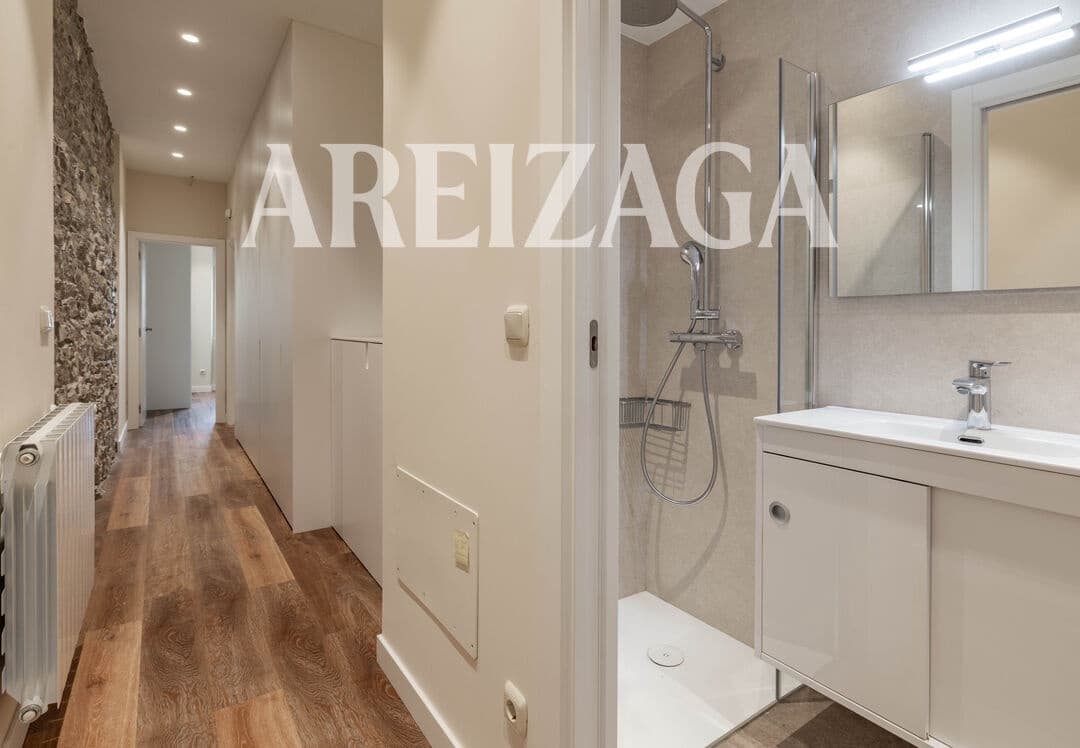 2 soveværelse Lejlighed til salg i Donostia-San Sebastian - € 1.065.000 (Ref: 9934490)