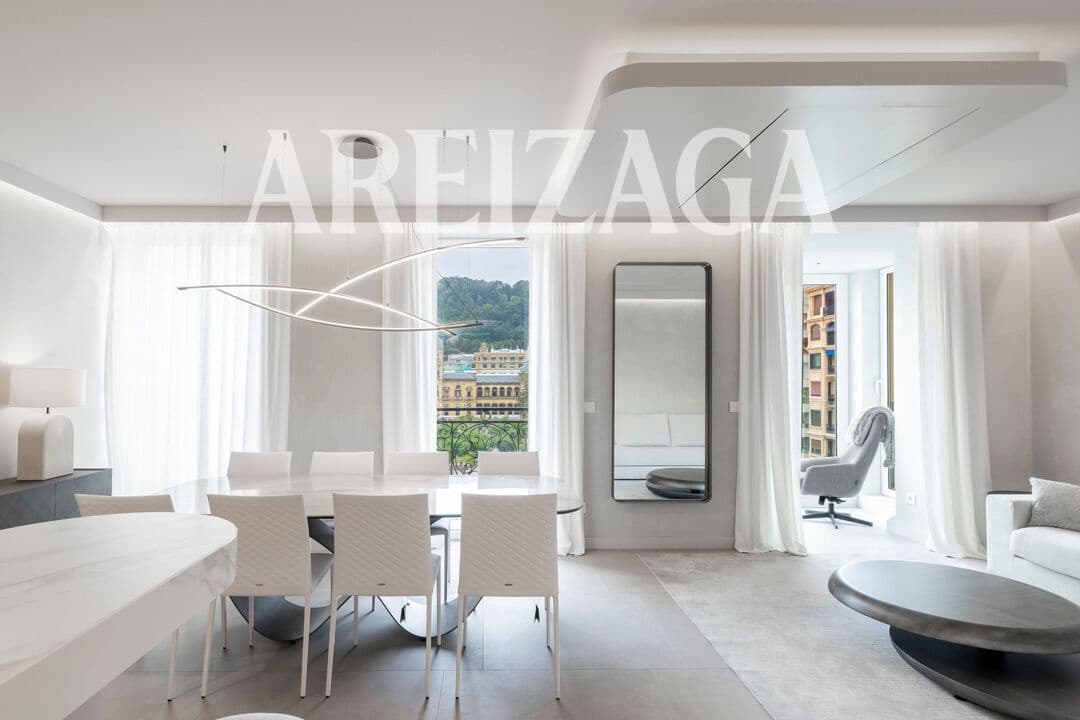 4 soverom Leilighet til salgs i Donostia-San Sebastian - € 2 750 000 (Ref: 9939197)