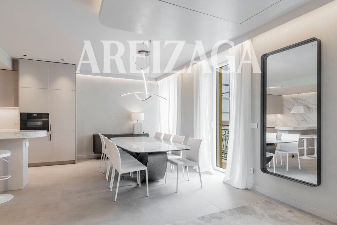 4 soverom Leilighet til salgs i Donostia-San Sebastian - € 2 750 000 (Ref: 9939197)