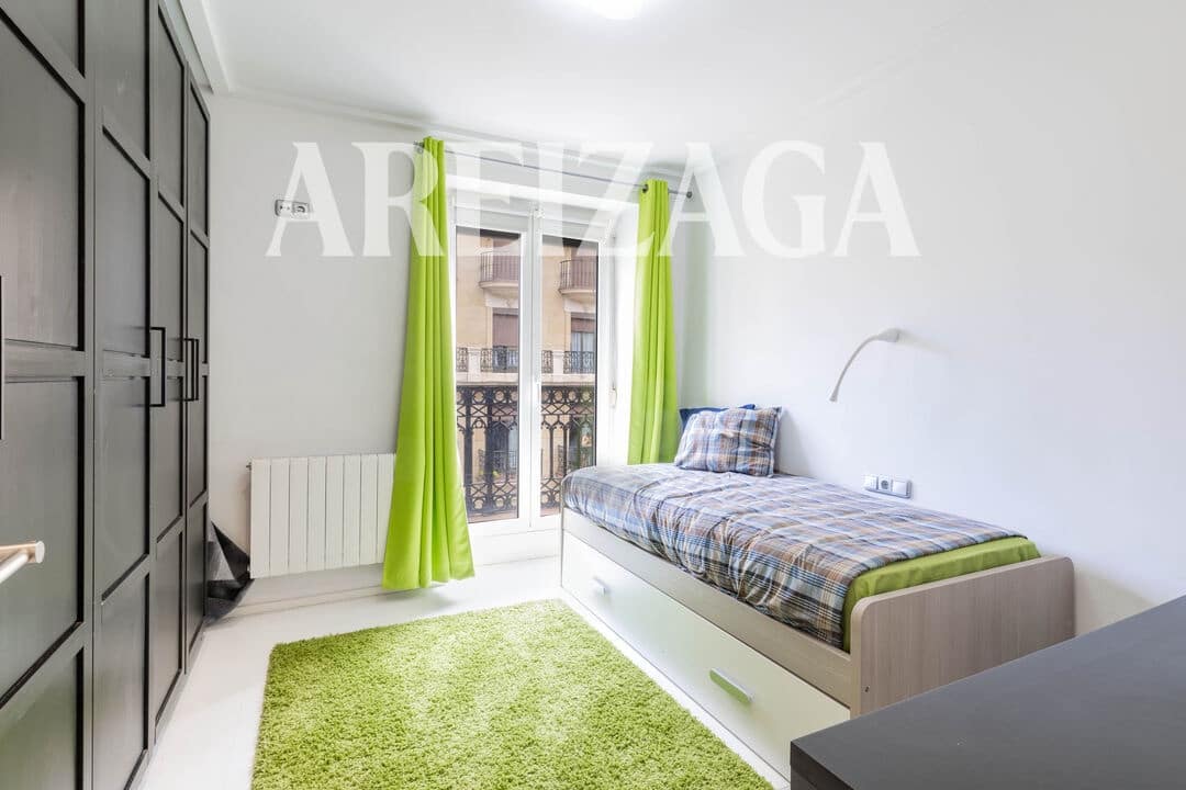 3 slaapkamer Flat te koop in Donostia-San Sebastian - € 760.000 (Ref: 9939198)