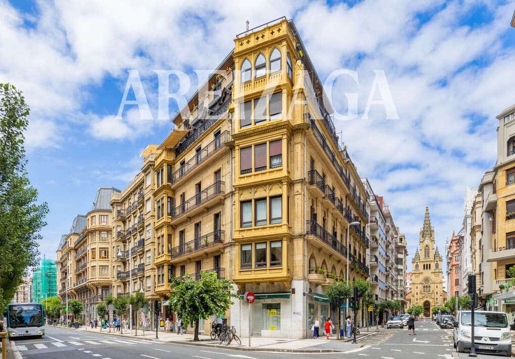 3 slaapkamer Flat te koop in Donostia-San Sebastian - € 760.000 (Ref: 9939198)