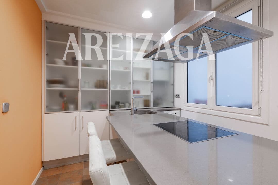 3 slaapkamer Flat te koop in Donostia-San Sebastian - € 760.000 (Ref: 9939198)