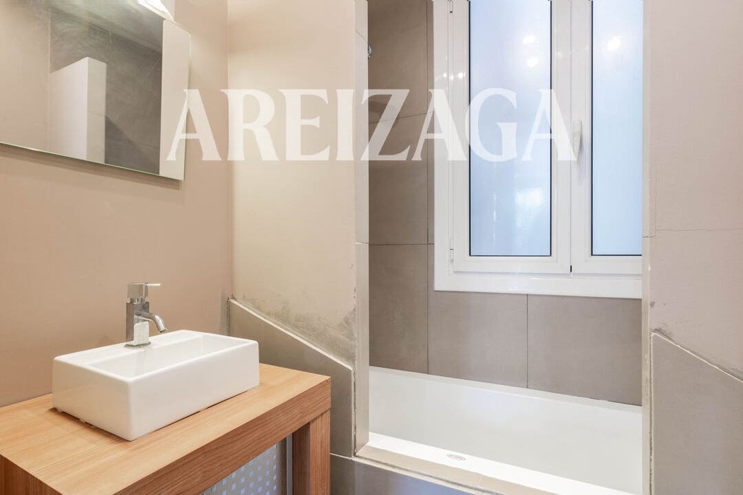 3 slaapkamer Flat te koop in Donostia-San Sebastian - € 760.000 (Ref: 9939198)