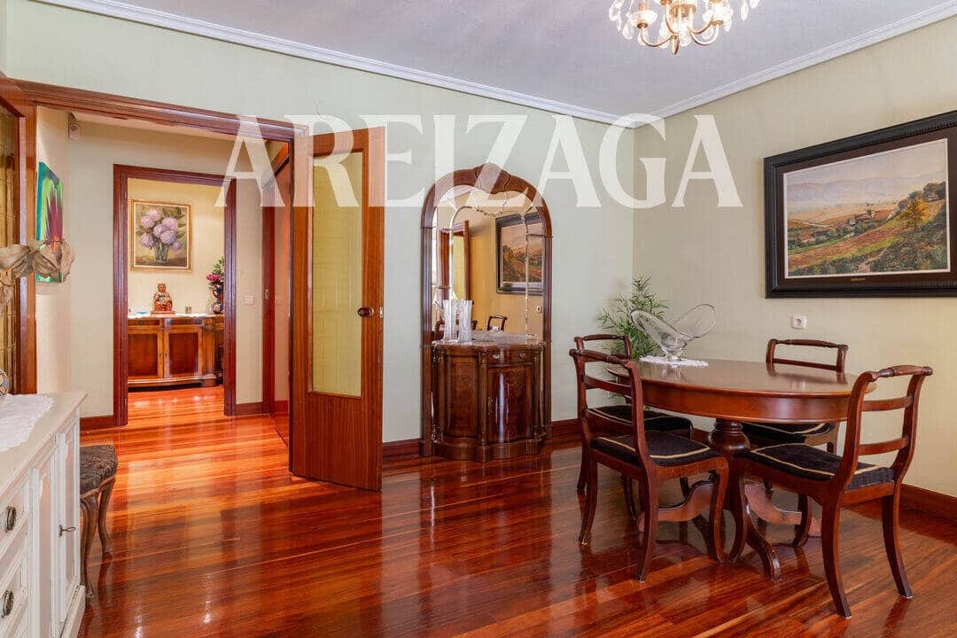 4 soverom Leilighet til salgs i Donostia-San Sebastian - € 1 195 000 (Ref: 9944850)