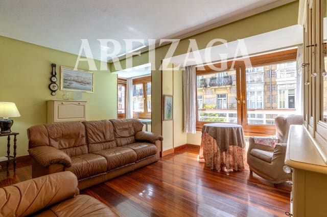 4 soverom Leilighet til salgs i Donostia-San Sebastián - € 1 195 000 (Ref: 9944850)