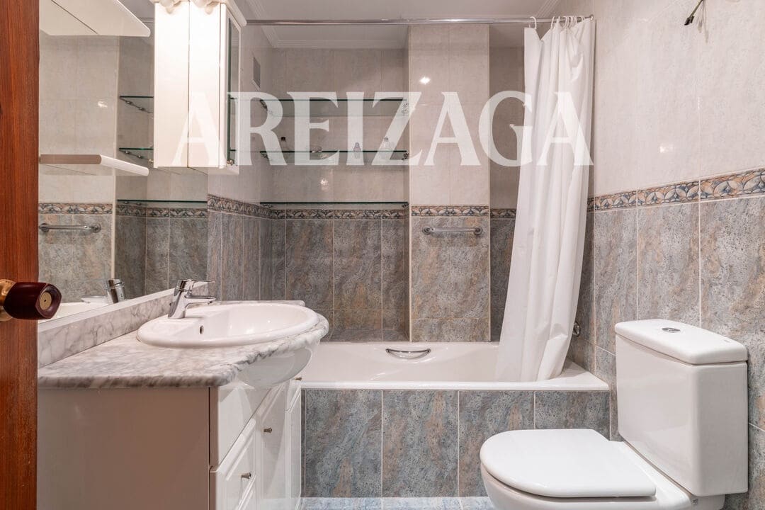 4 soverom Leilighet til salgs i Donostia-San Sebastian - € 1 195 000 (Ref: 9944850)