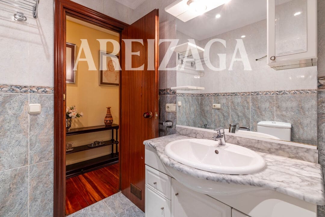 4 soverom Leilighet til salgs i Donostia-San Sebastian - € 1 195 000 (Ref: 9944850)