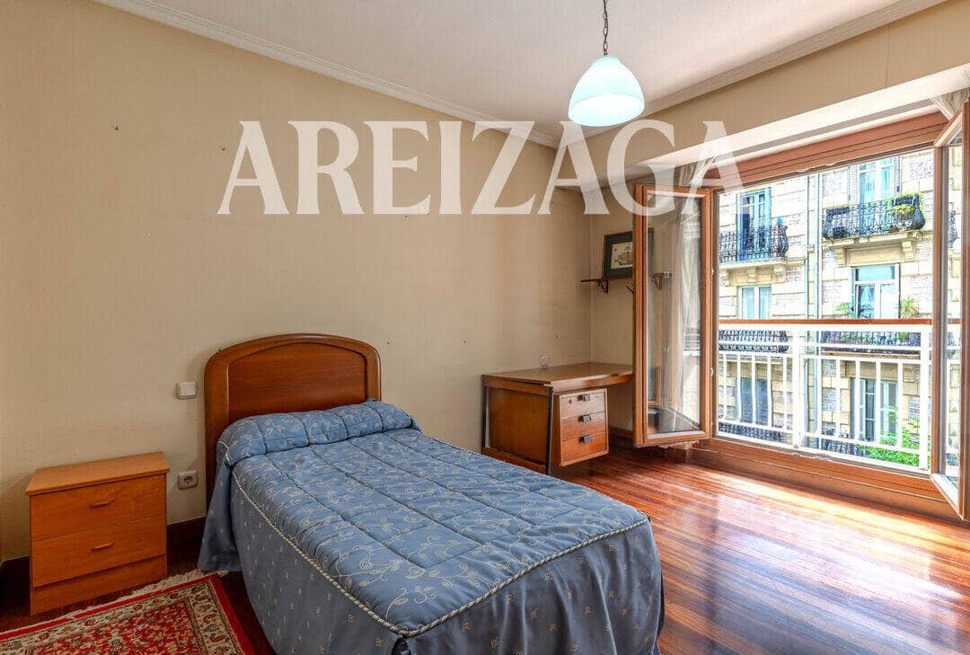 4 soverom Leilighet til salgs i Donostia-San Sebastian - € 1 195 000 (Ref: 9944850)