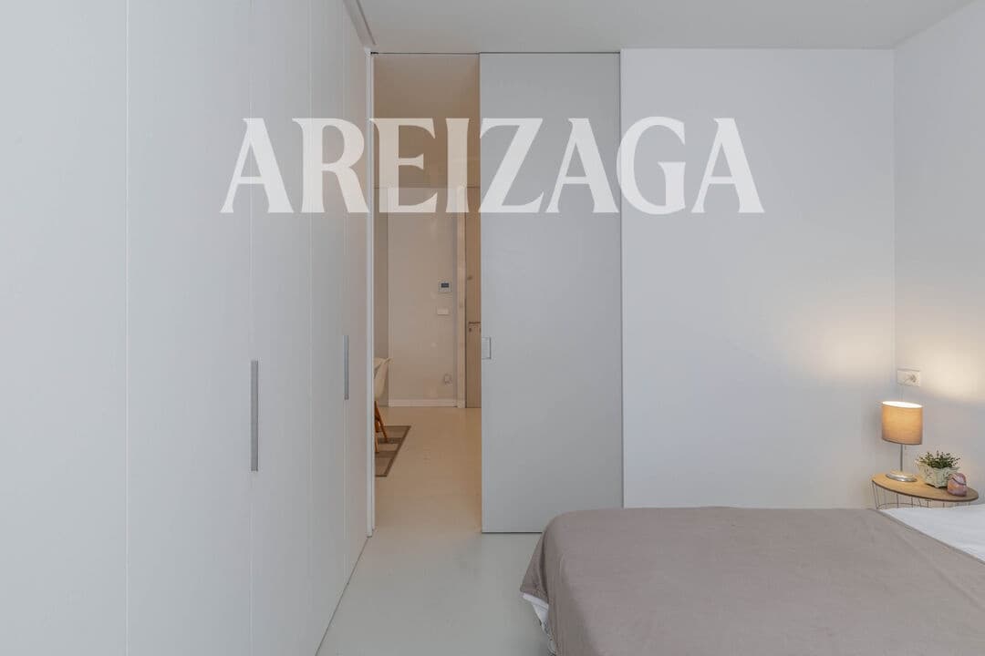 Piso de 1 habitación en Donostia-San Sebastián en venta - 575.000 € (Ref: 9953580)