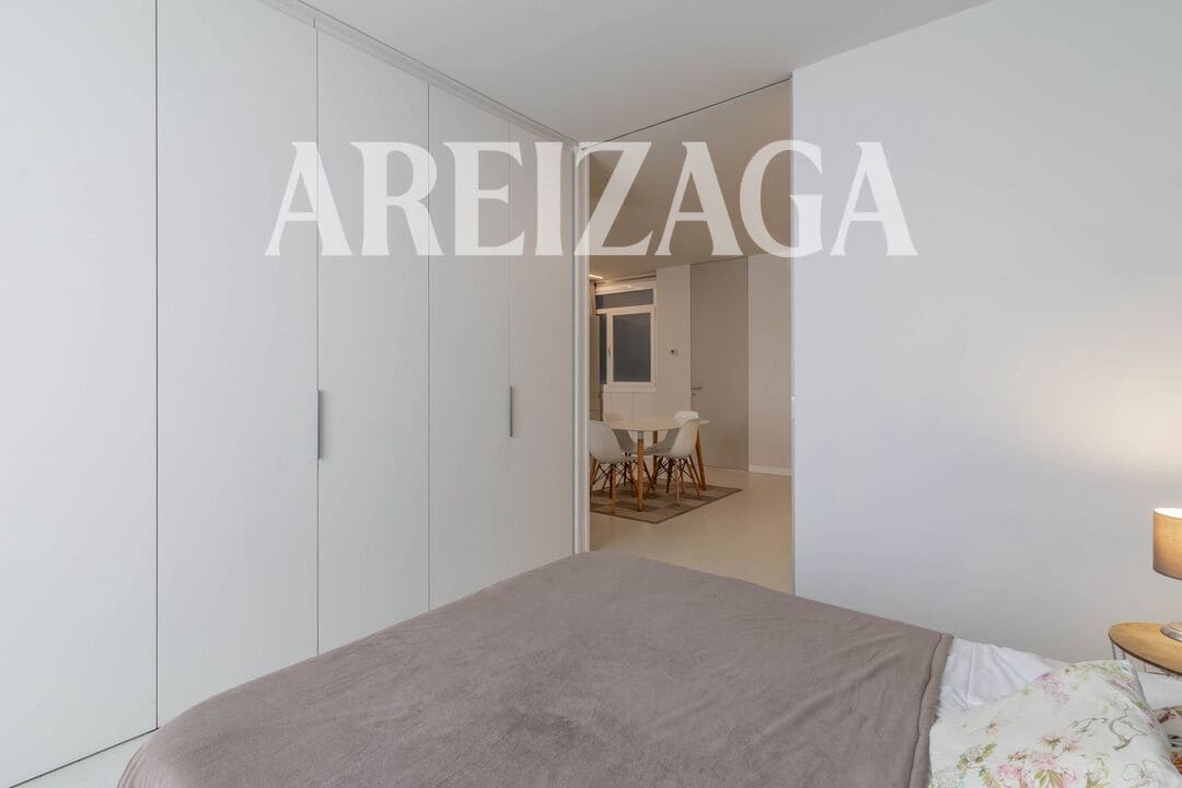 Piso de 1 habitación en Donostia-San Sebastián en venta - 575.000 € (Ref: 9953580)