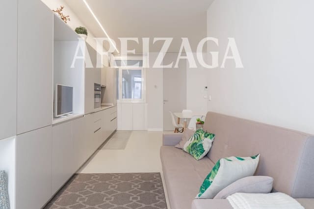 Piso de 1 habitación en Donostia-San Sebastián en venta - 575.000 € (Ref: 9953580)