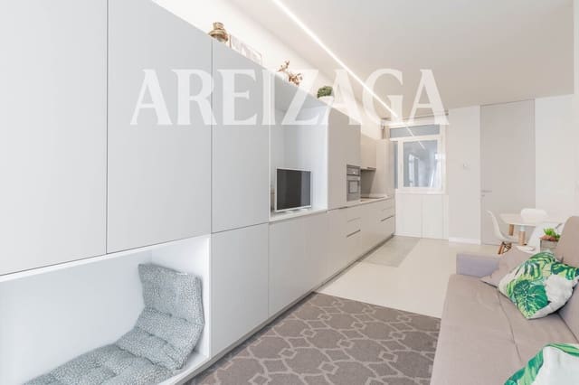 Piso de 1 habitación en Donostia-San Sebastián en venta - 575.000 € (Ref: 9953580)