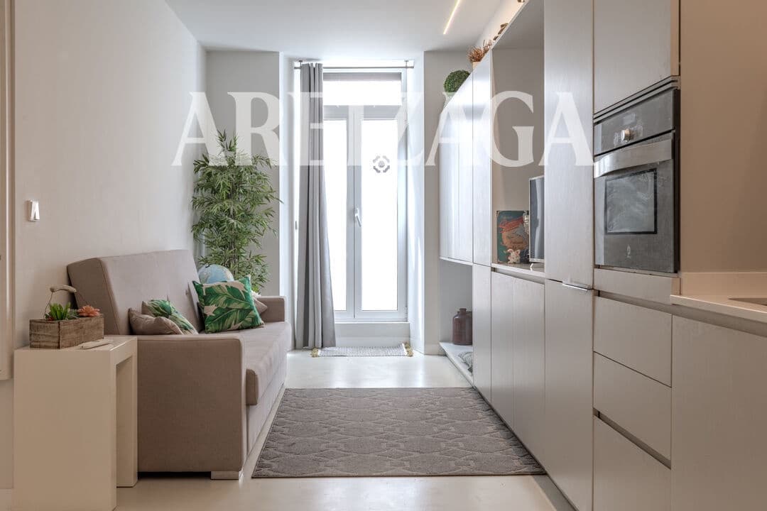 Piso de 1 habitación en Donostia-San Sebastián en venta - 575.000 € (Ref: 9953580)