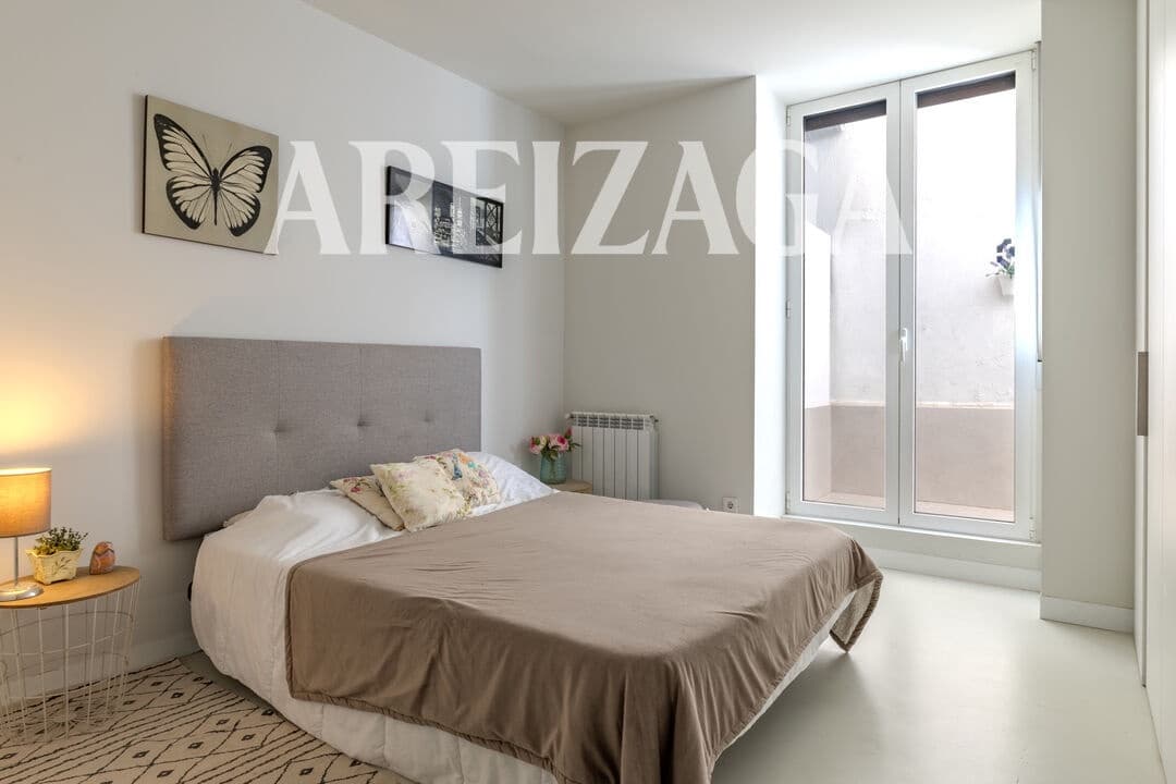 Piso de 1 habitación en Donostia-San Sebastián en venta - 575.000 € (Ref: 9953580)