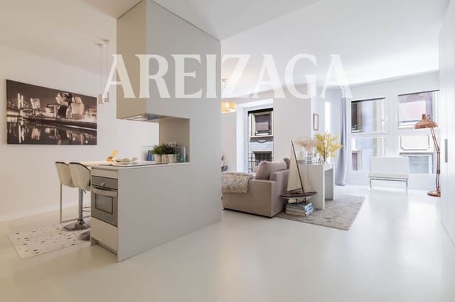 Piso de 2 habitaciones en Donostia-San Sebastián en venta - 1.200.000 € (Ref: 9953581)