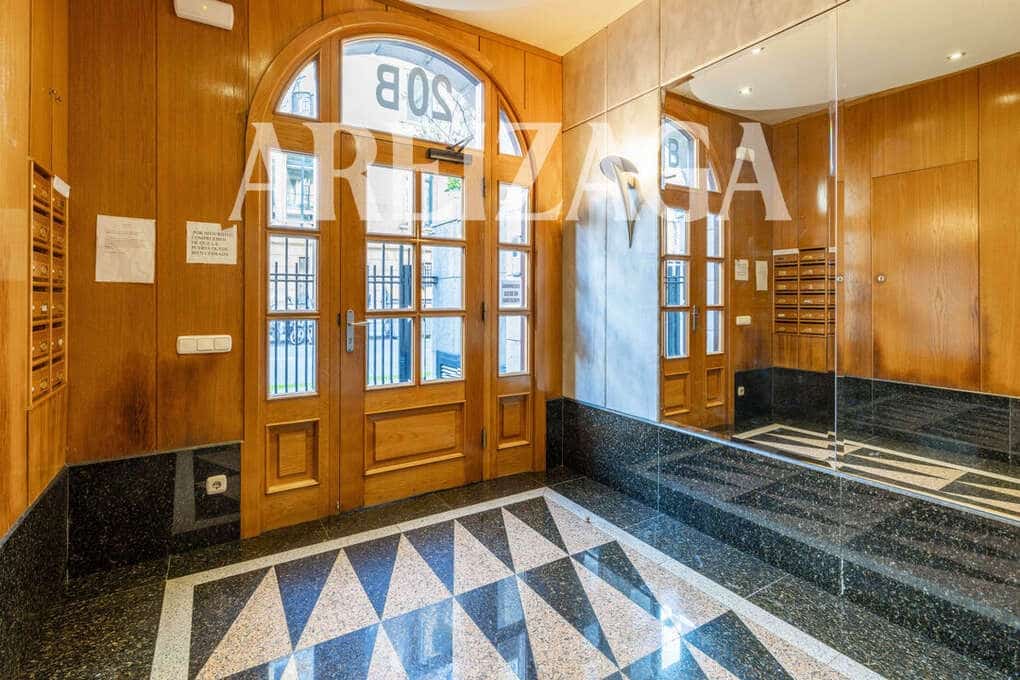 2 slaapkamer Flat te koop in Donostia-San Sebastian - € 780.000 (Ref: 9958907)