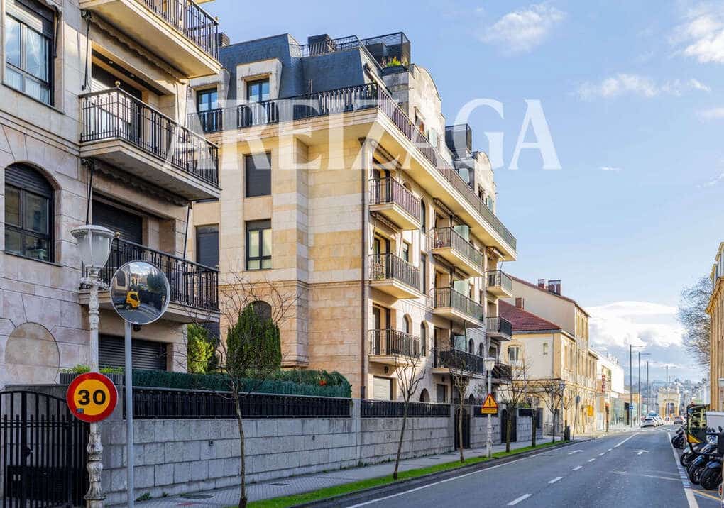 2 slaapkamer Flat te koop in Donostia-San Sebastian - € 780.000 (Ref: 9958907)