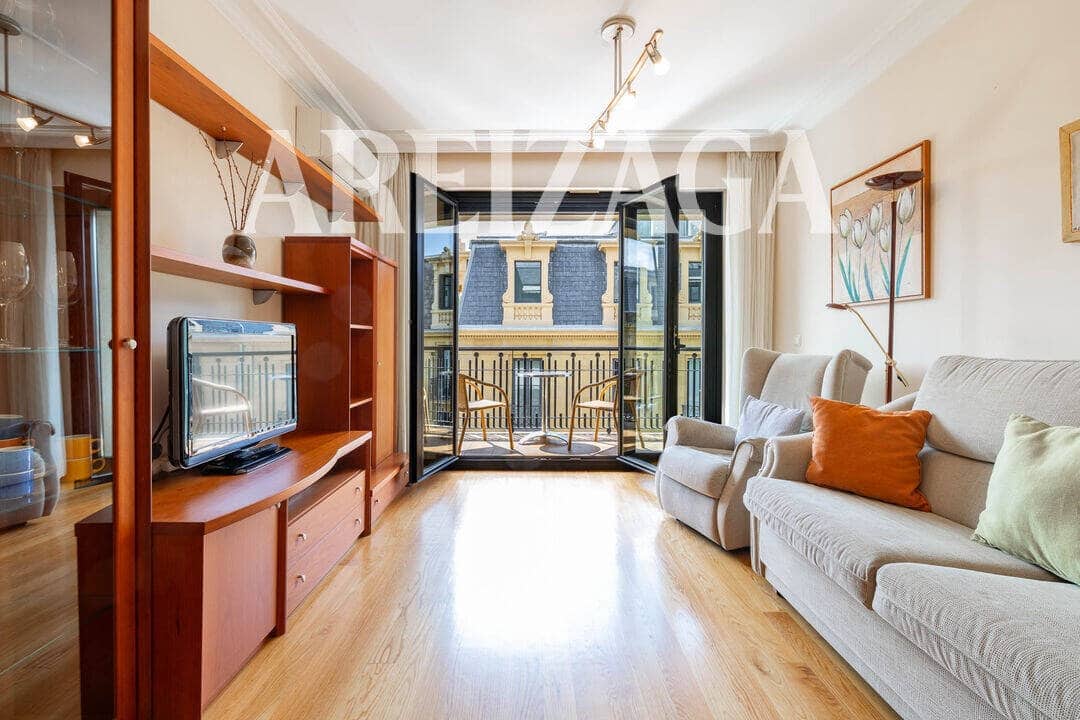 2 slaapkamer Flat te koop in Donostia-San Sebastian - € 780.000 (Ref: 9958907)