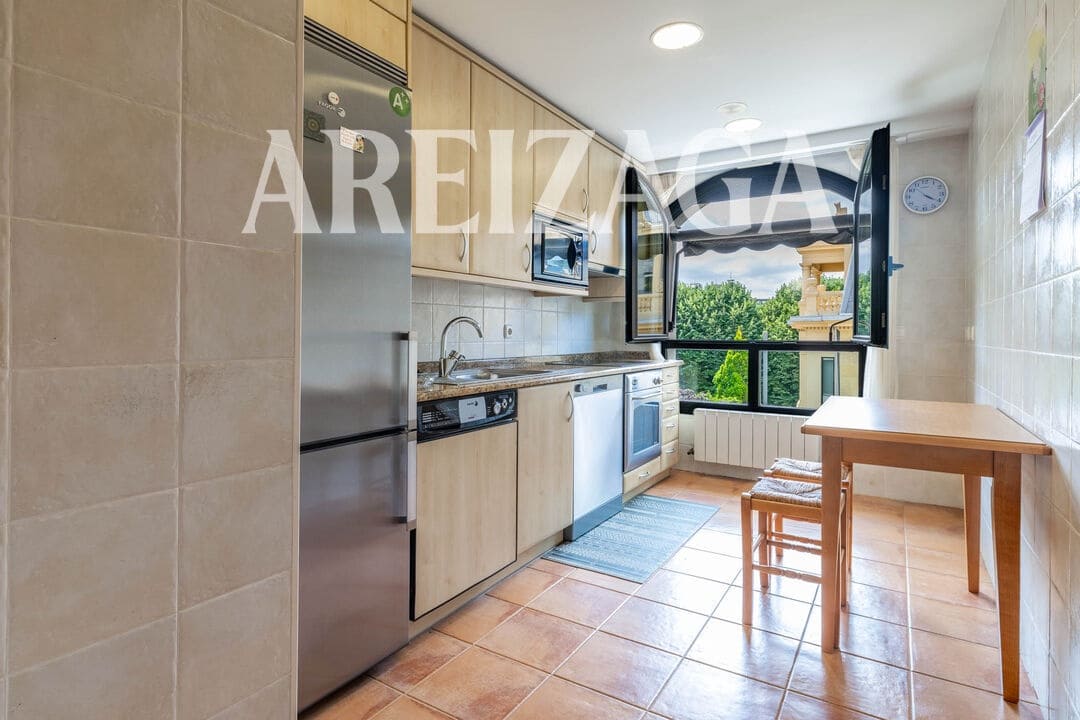 2 slaapkamer Flat te koop in Donostia-San Sebastian - € 780.000 (Ref: 9958907)