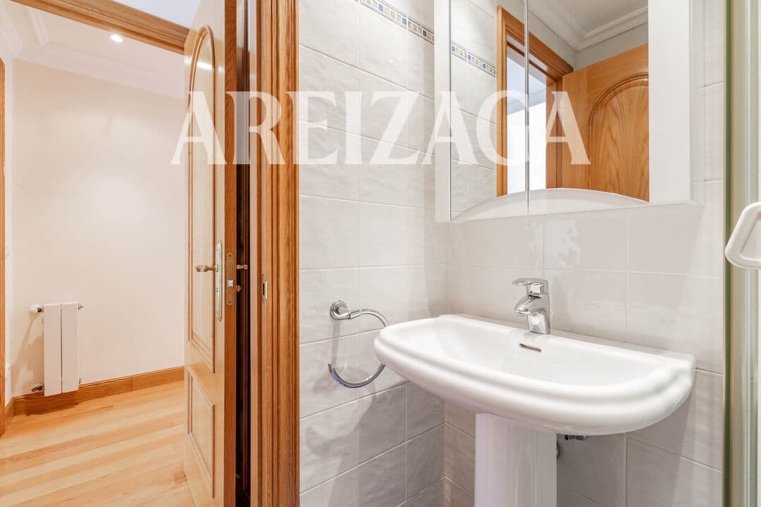 2 slaapkamer Flat te koop in Donostia-San Sebastian - € 780.000 (Ref: 9958907)