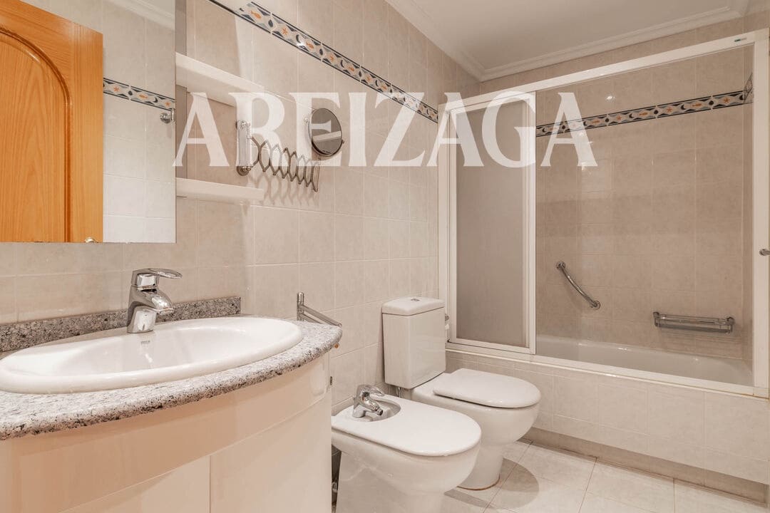 2 slaapkamer Flat te koop in Donostia-San Sebastian - € 780.000 (Ref: 9958907)