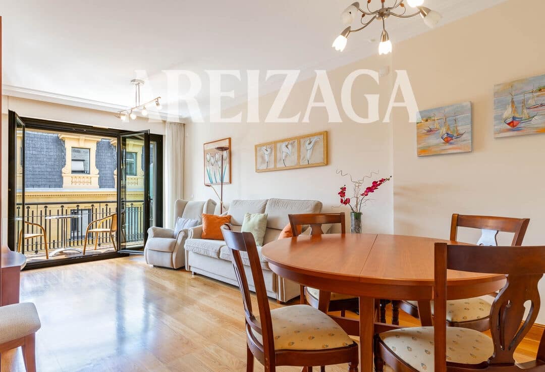 2 slaapkamer Flat te koop in Donostia-San Sebastian - € 780.000 (Ref: 9958907)