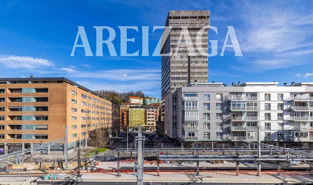 2 slaapkamer Flat te koop in Donostia-San Sebastian - € 780.000 (Ref: 9958907)