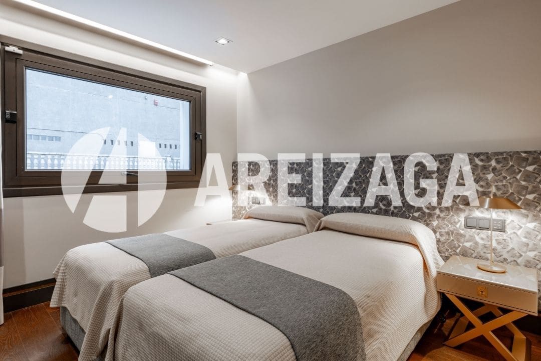 3 sypialnia Mieszkanie na sprzedaż w Donostia-San Sebastian - 3 600 000 € (Ref: 9961774)