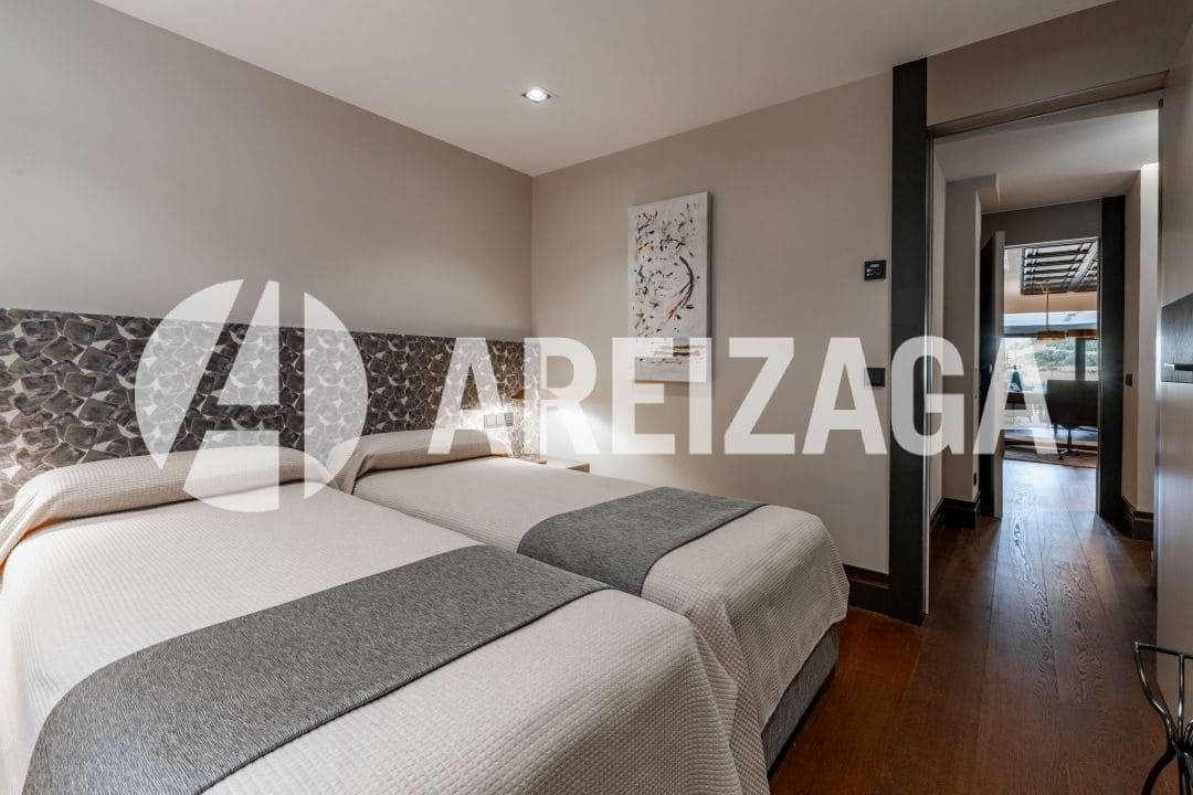 3 sypialnia Mieszkanie na sprzedaż w Donostia-San Sebastian - 3 600 000 € (Ref: 9961774)