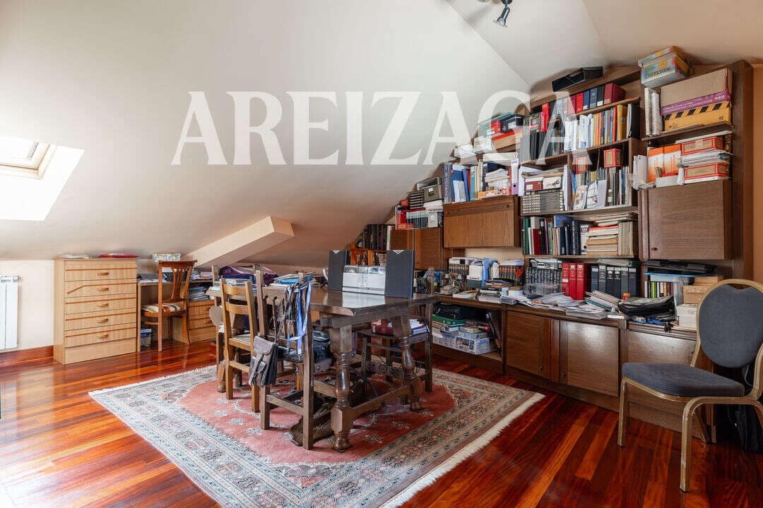 5 soverom Kjedet enebolig til salgs i Donostia-San Sebastian - € 995 000 (Ref: 9977976)