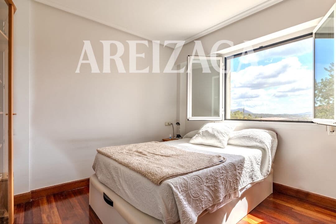 5 soverom Kjedet enebolig til salgs i Donostia-San Sebastian - € 995 000 (Ref: 9977976)