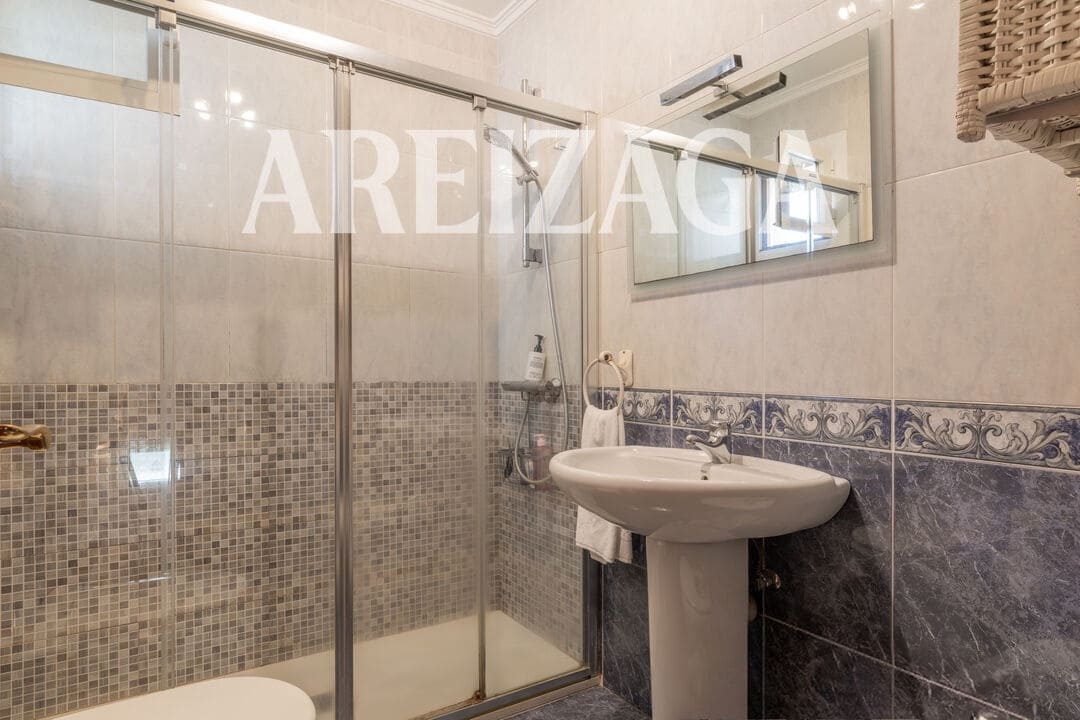 5 soverom Kjedet enebolig til salgs i Donostia-San Sebastian - € 995 000 (Ref: 9977976)