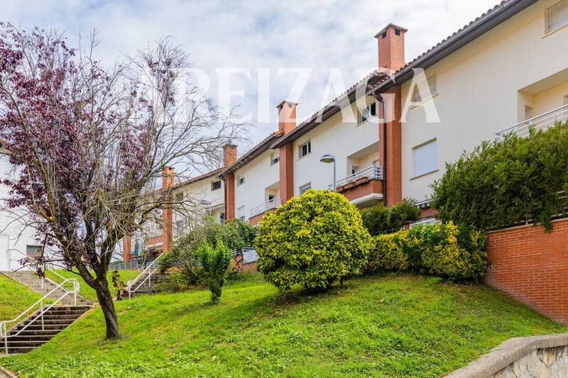 5 soverom Kjedet enebolig til salgs i Donostia-San Sebastian - € 995 000 (Ref: 9977976)