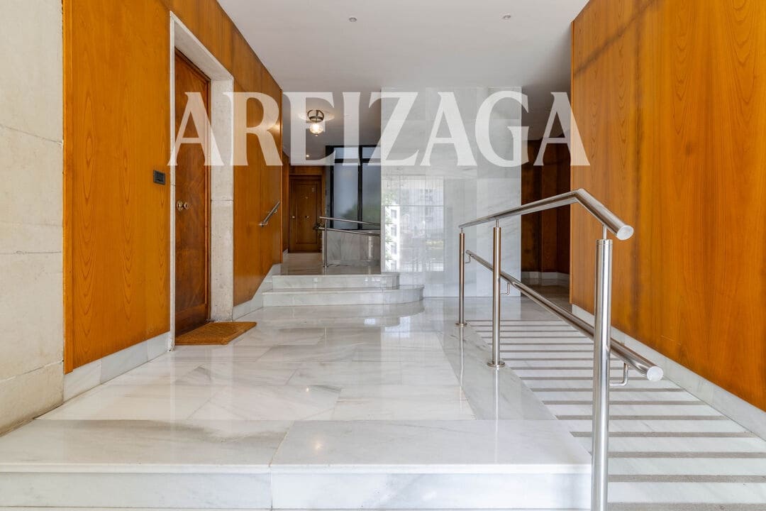 2 bedroom Flat for sale in Donostia-San Sebastian - € 1,450,000 (Ref: 9981556)