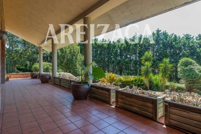 6 sovrum Hus till salu i Hondarribia med pool - 1 595 000 € (Ref: 9997822)
