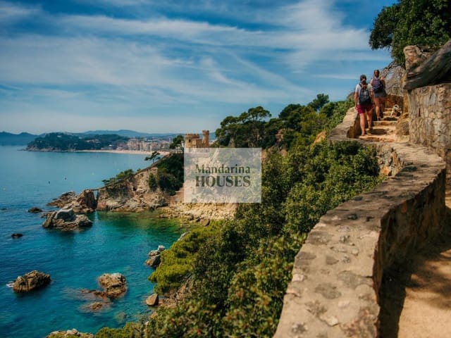 Terrain à Bâtir à vendre à Canyelles, Lloret de Mar - 95 000 € (Ref: 10011137)
