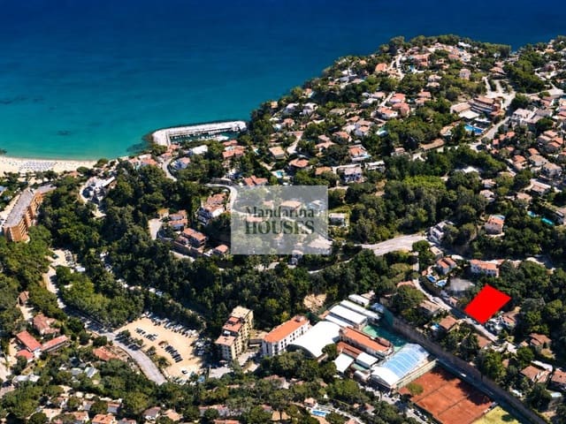 Terreno para Construção para venda em Canyelles, Lloret de Mar - 95 000 € (Ref: 10011137)
