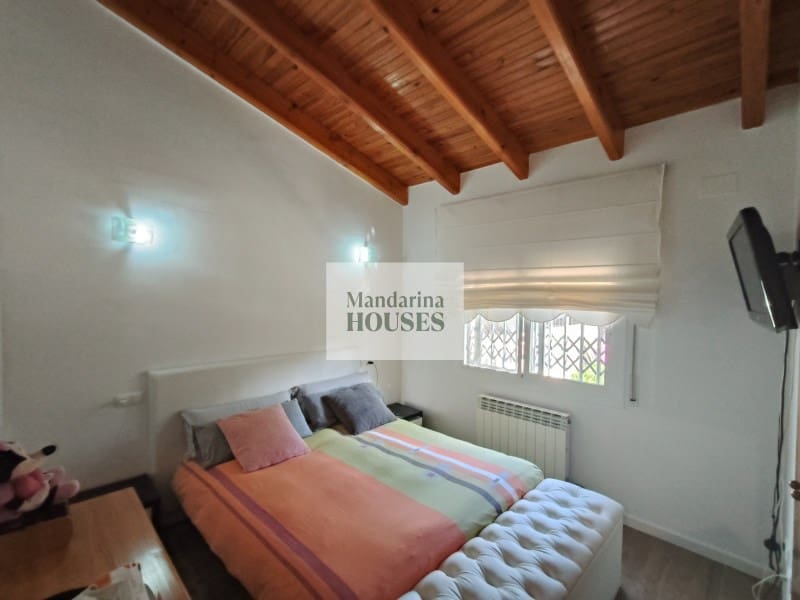 4 quarto Moradia para venda em Vidreres com piscina garagem - 360 000 € (Ref: 10015211)