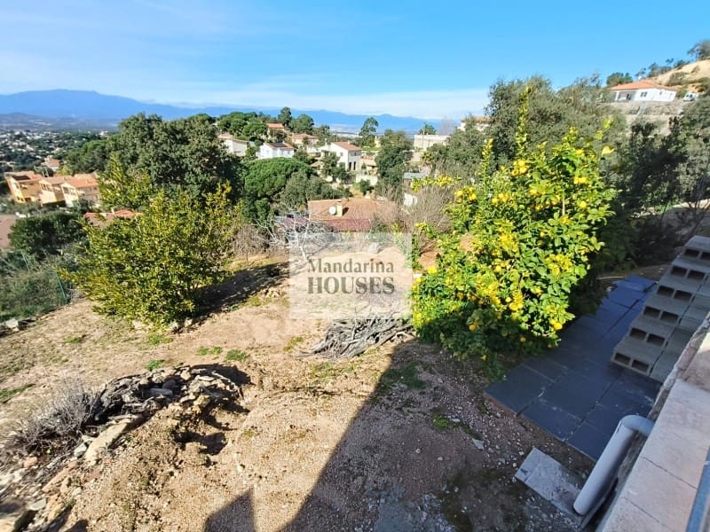4 quarto Moradia para venda em Vidreres com piscina garagem - 360 000 € (Ref: 10015211)