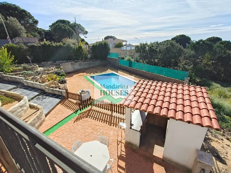 4 quarto Moradia para venda em Vidreres com piscina garagem - 360 000 € (Ref: 10015211)