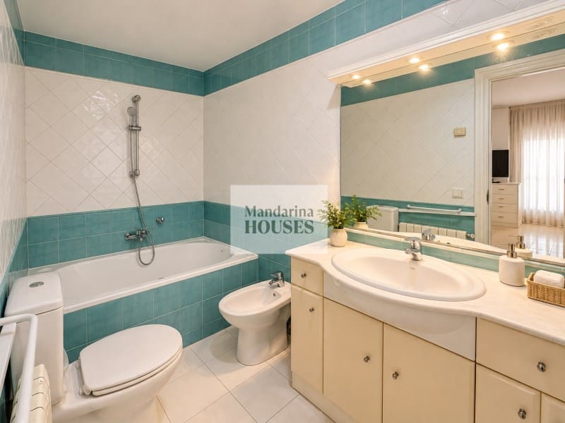 3 quarto Apartamento para venda em Lloret de Mar com garagem - 360 000 € (Ref: 10109361)