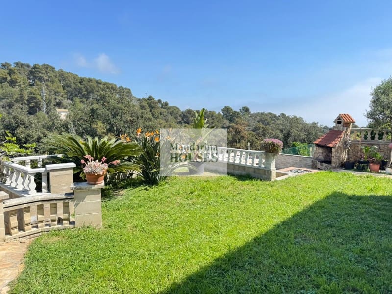 2 bedroom Villa for sale in Tossa de Mar with pool - € 350,000 (Ref: 10119025)