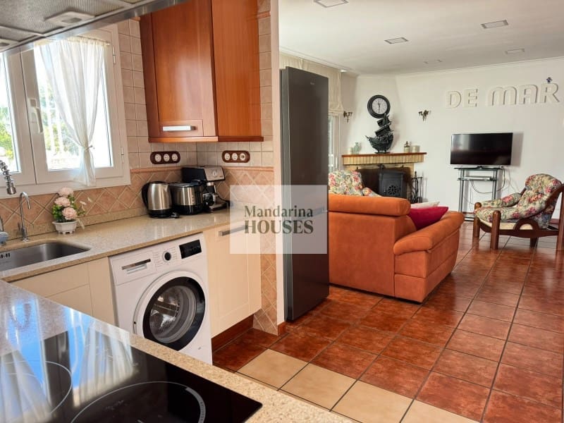 2 bedroom Villa for sale in Tossa de Mar with pool - € 350,000 (Ref: 10119025)