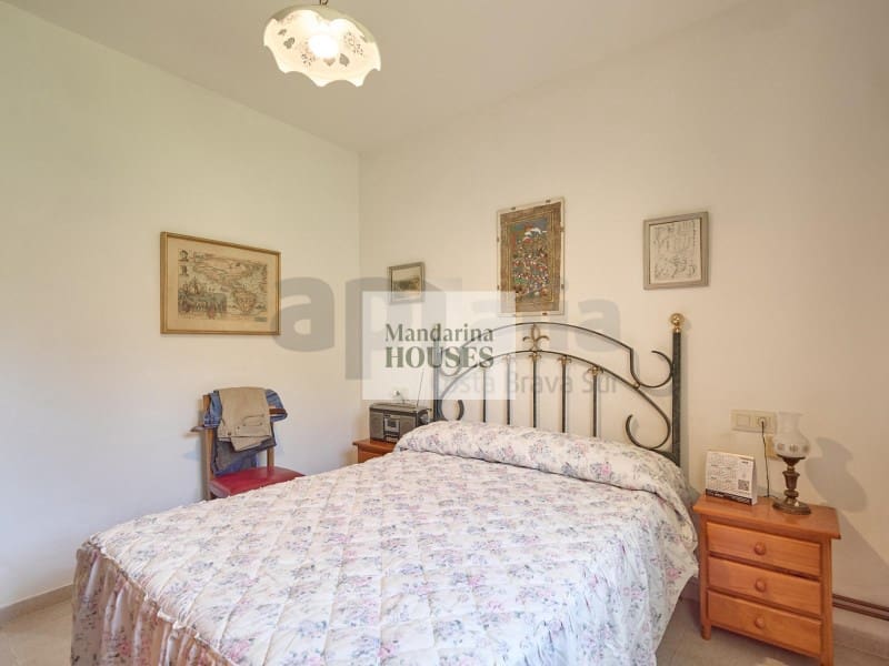 6 sovrum Villa till salu i Lloret de Mar med garage - 359 000 € (Ref: 10180402)