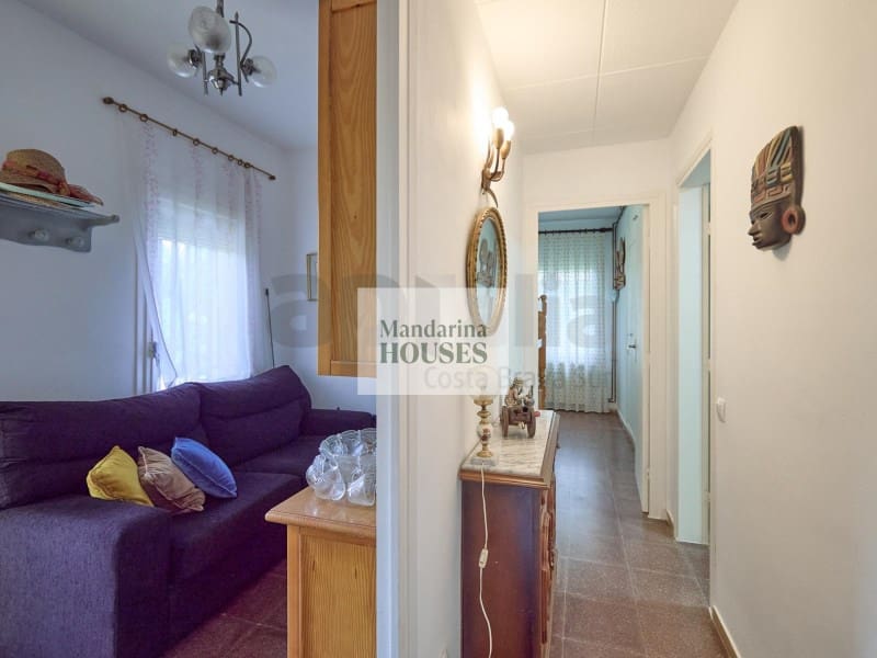 6 sovrum Villa till salu i Lloret de Mar med garage - 359 000 € (Ref: 10180402)