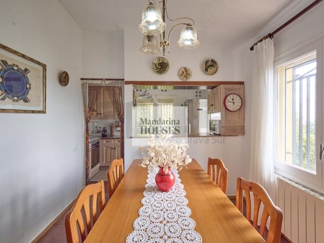 6 bedroom Villa for sale in Serra Brava, Lloret de Mar with garage - € 359,000 (Ref: 10180402)