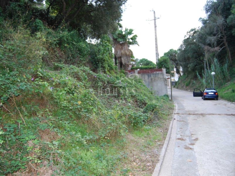 Działka budowlana na sprzedaż w Lloret de Mar - 85 000 € (Ref: 3419827)